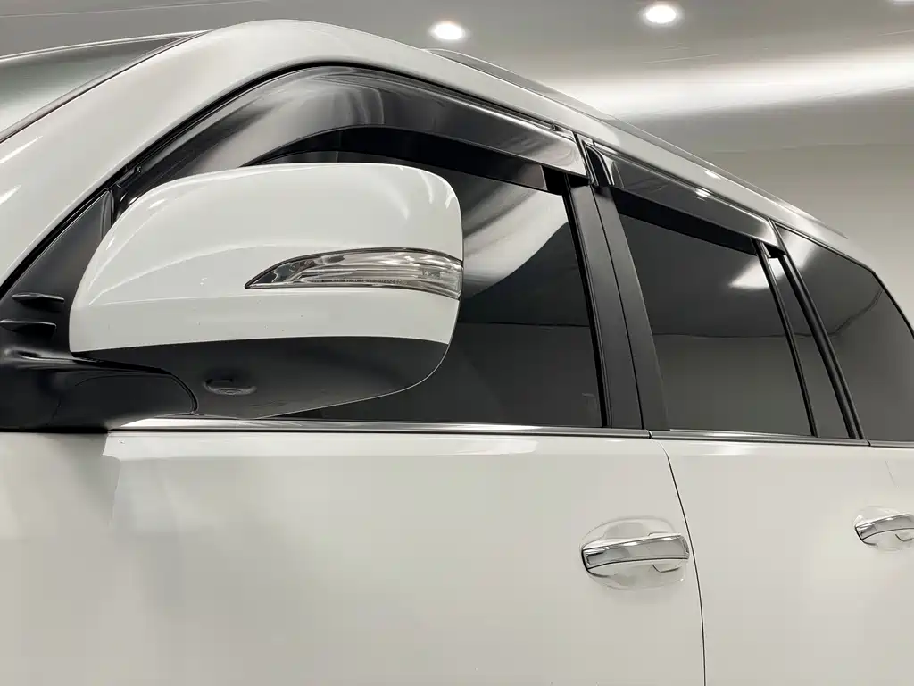 Lexus GX — миниатюра 28