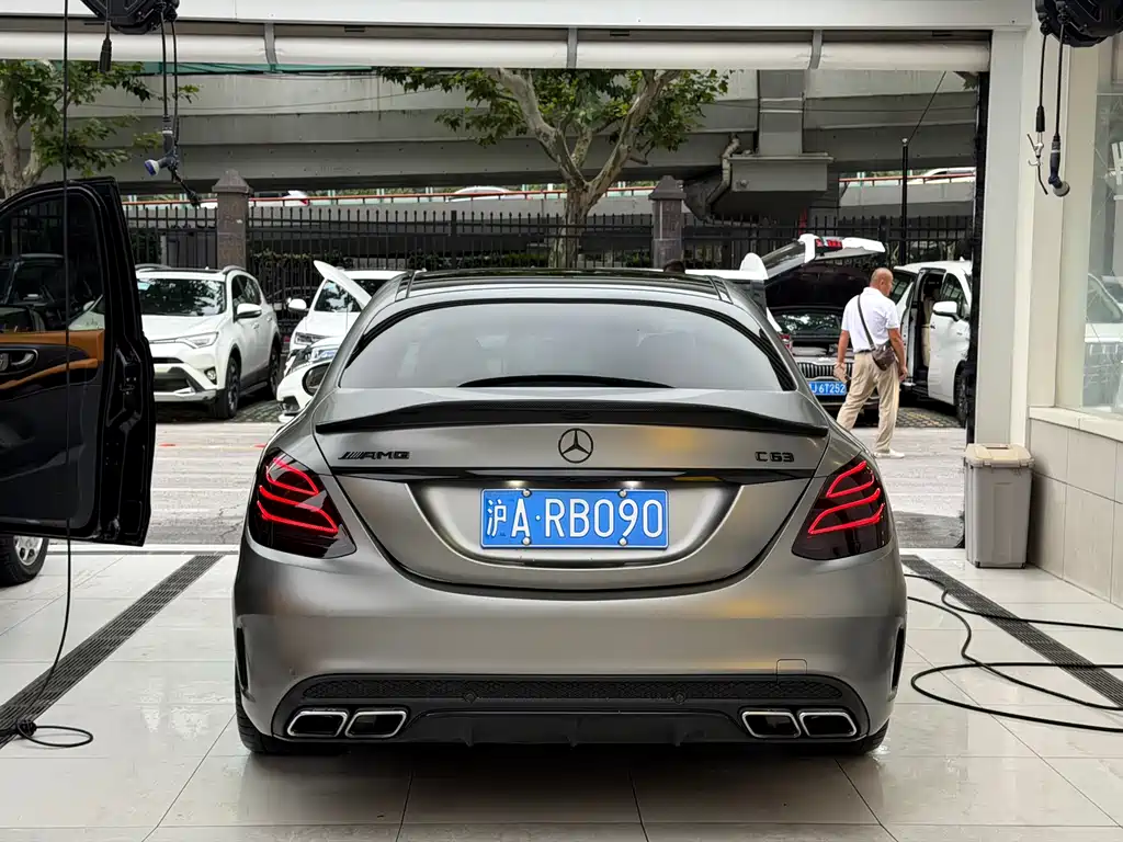 Mercedes-Benz C-Class AMG — миниатюра 11