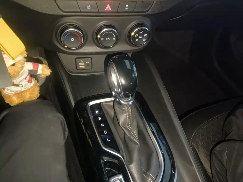 Buick Verano — миниатюра 14