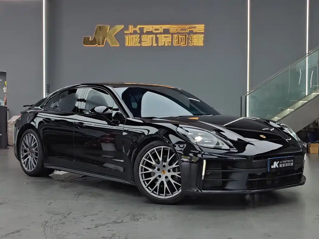 Porsche Panamera — миниатюра 3
