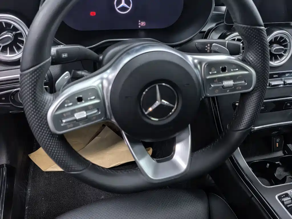 Mercedes-Benz C-Class — миниатюра 3