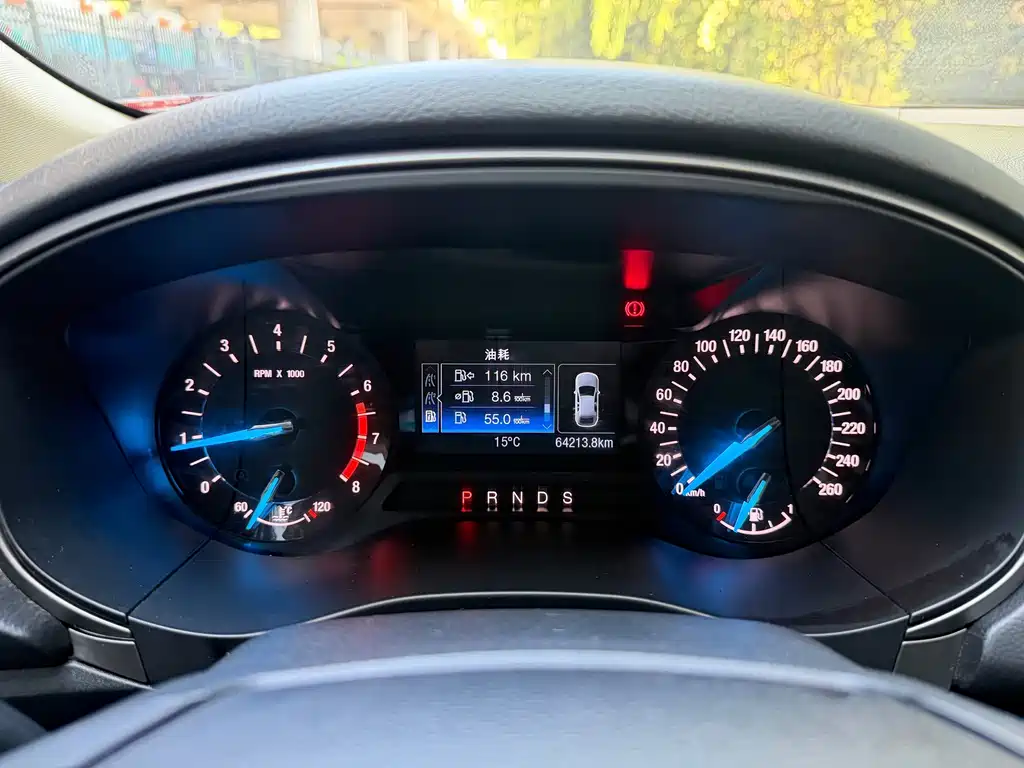 Ford Mondeo — миниатюра 13