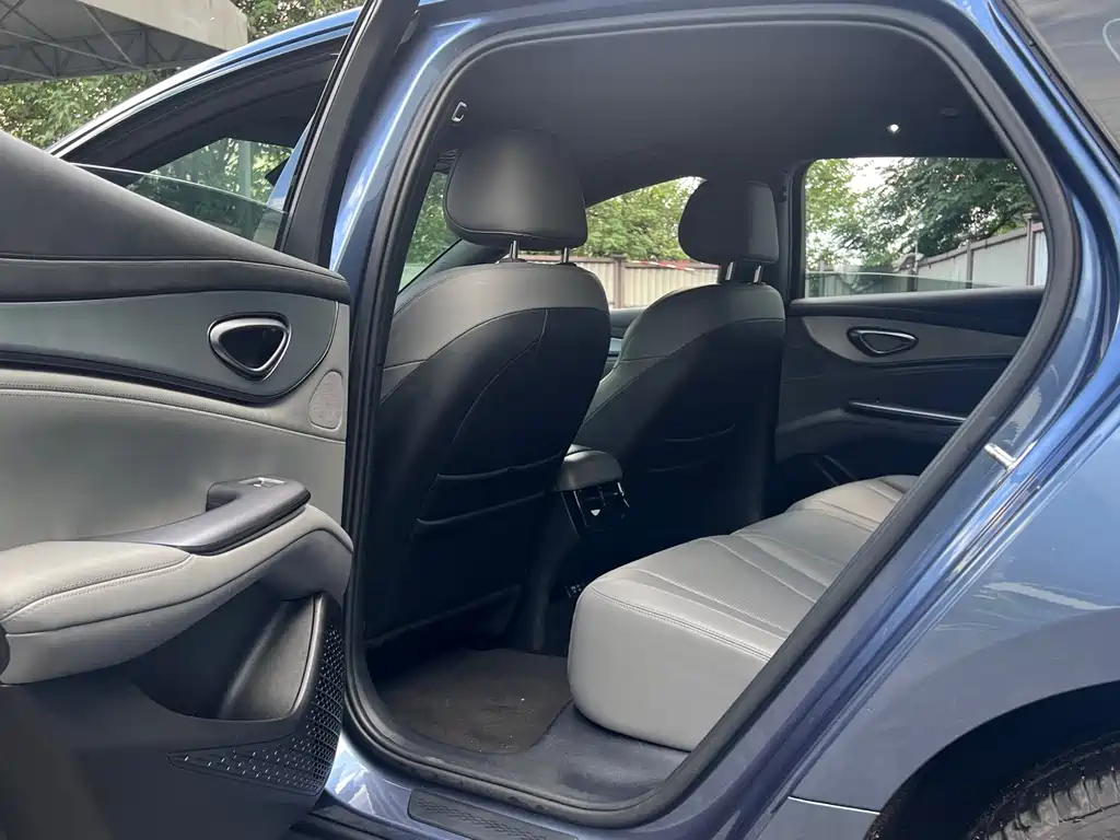 BYD Seal 07 DM-i — миниатюра 11