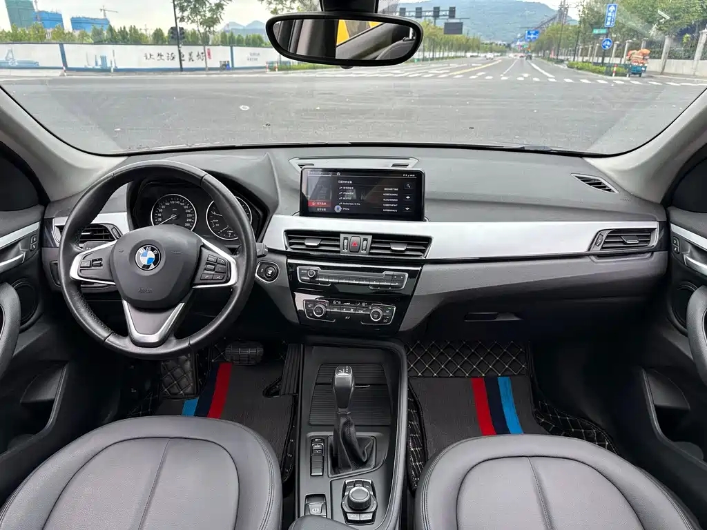 BMW X1 — миниатюра 15