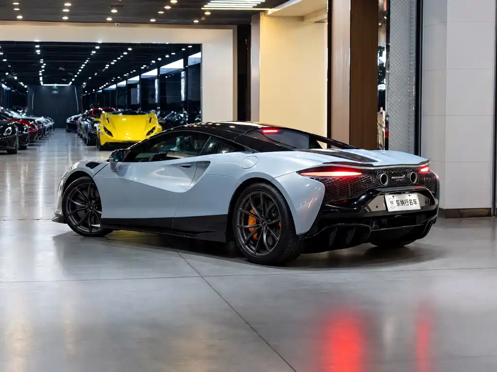 McLaren Artura — миниатюра 4