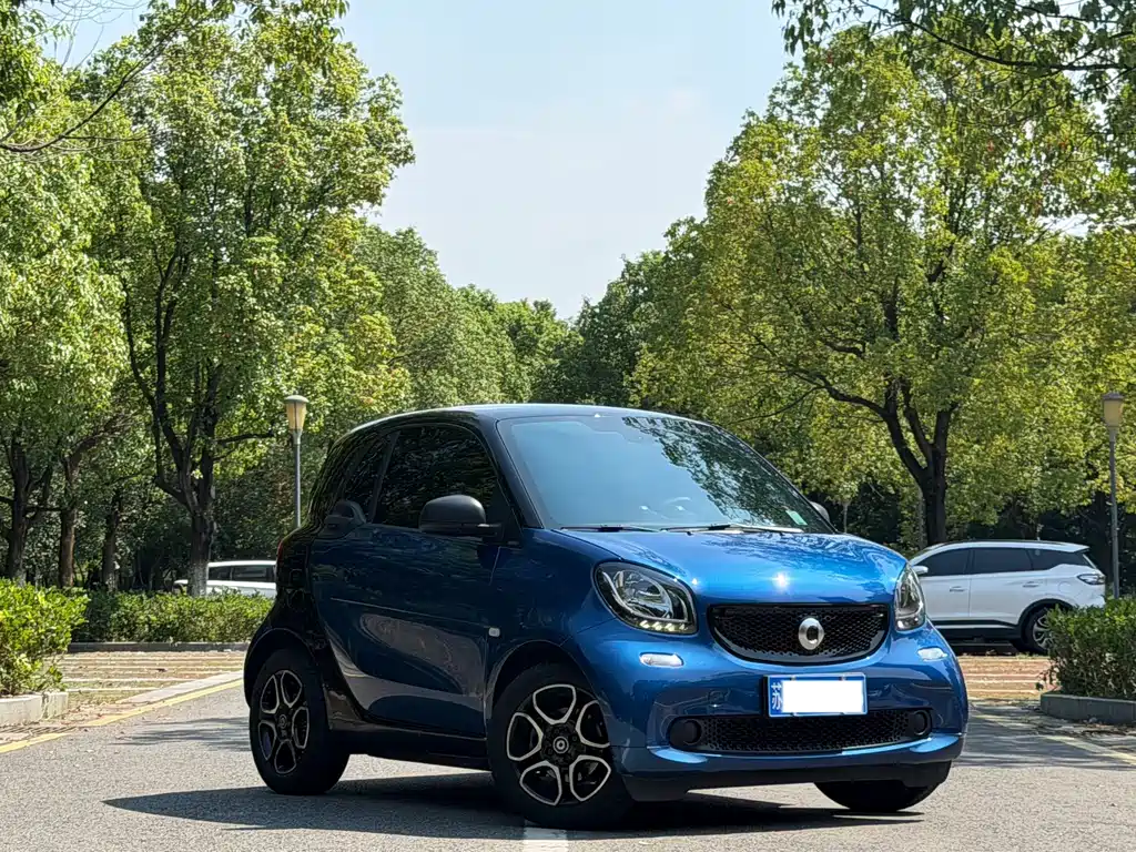 smart Smart Fortwo — миниатюра 3