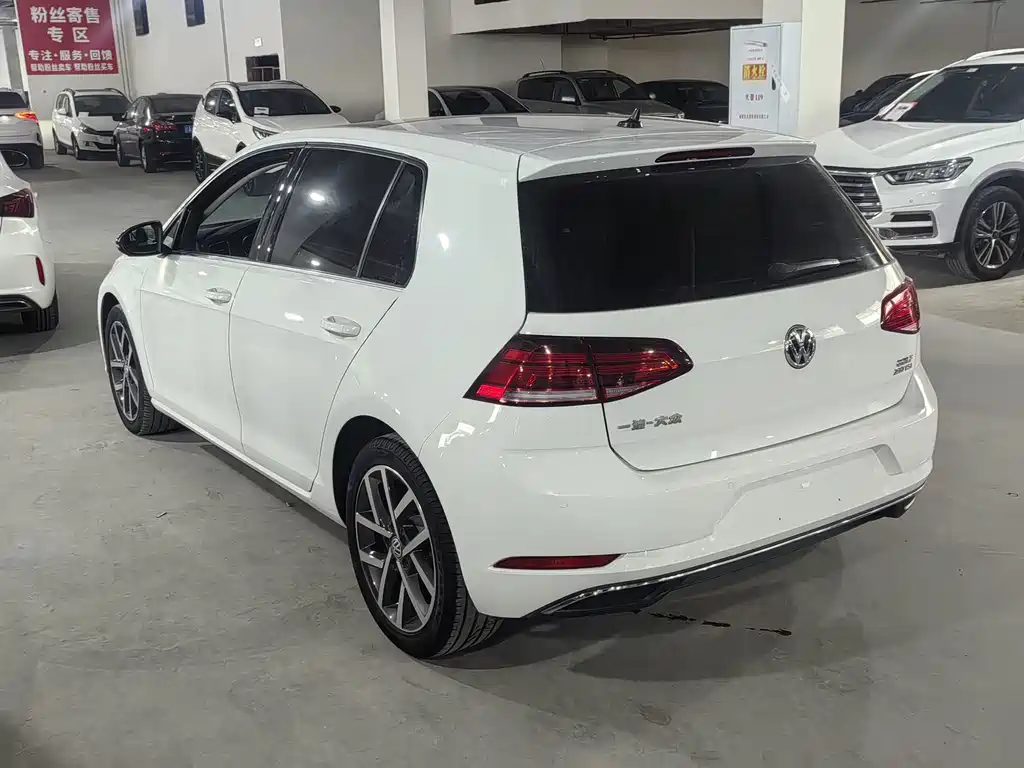 Volkswagen Golf — миниатюра 6