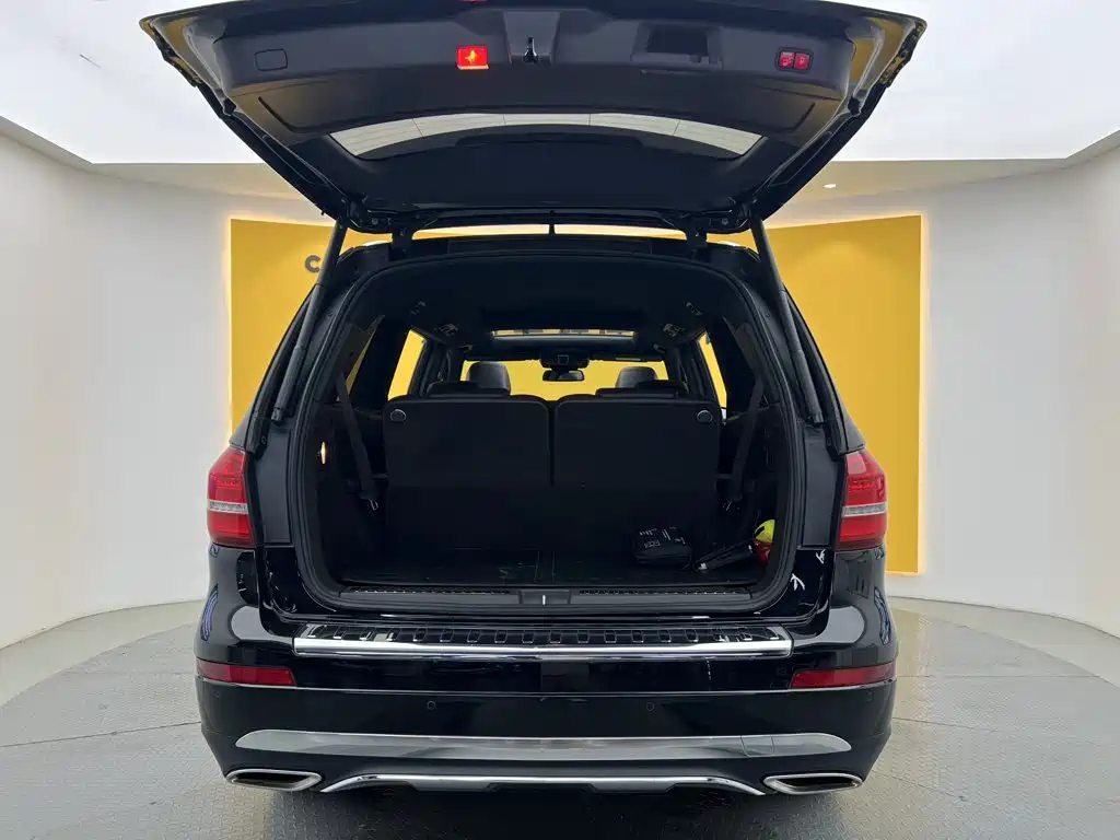 Mercedes-Benz GLS — миниатюра 12