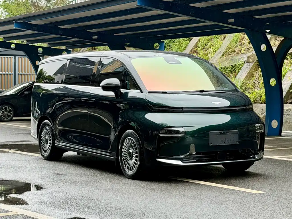 Geely Galaxy L380 2025 805km