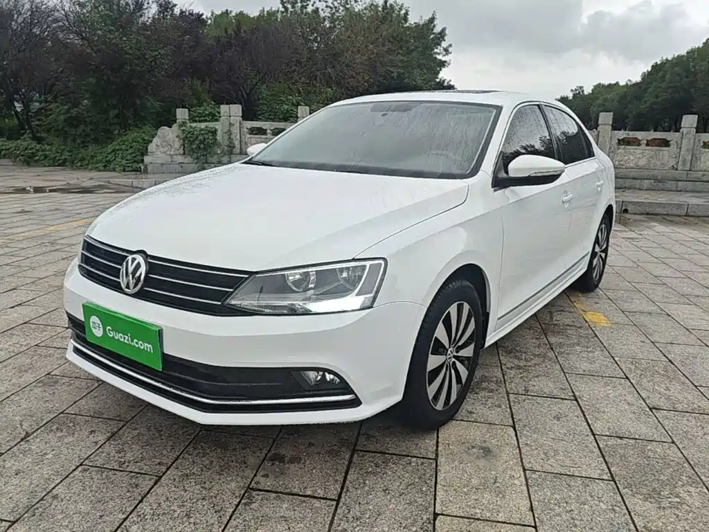Volkswagen Sagitar — миниатюра 2