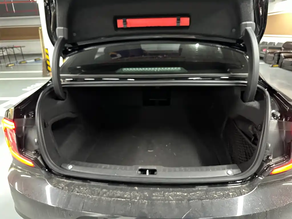 Volvo S90 — миниатюра 18