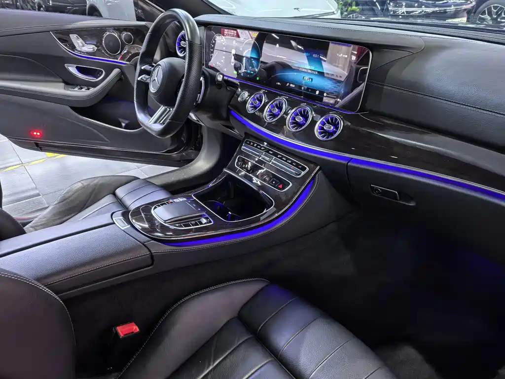 Mercedes-Benz E-Class (Import) — миниатюра 9