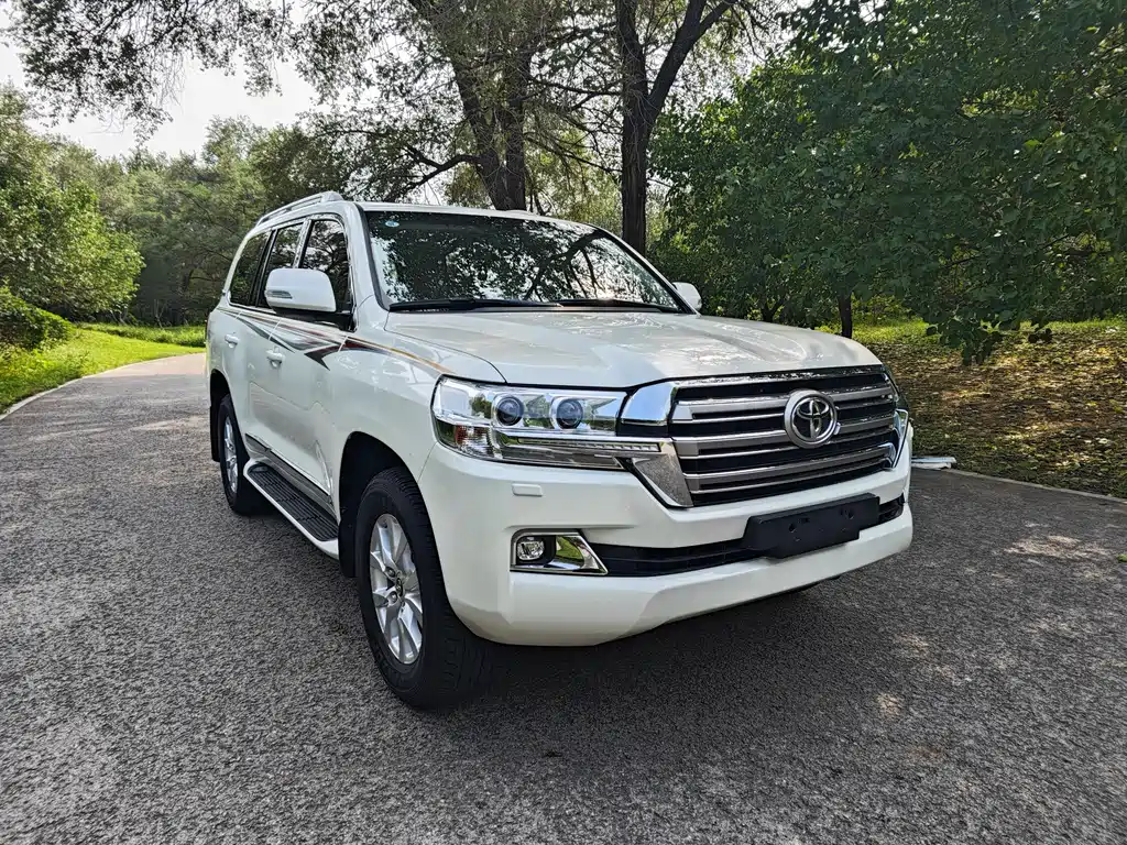 Toyota Land Cruiser 2018