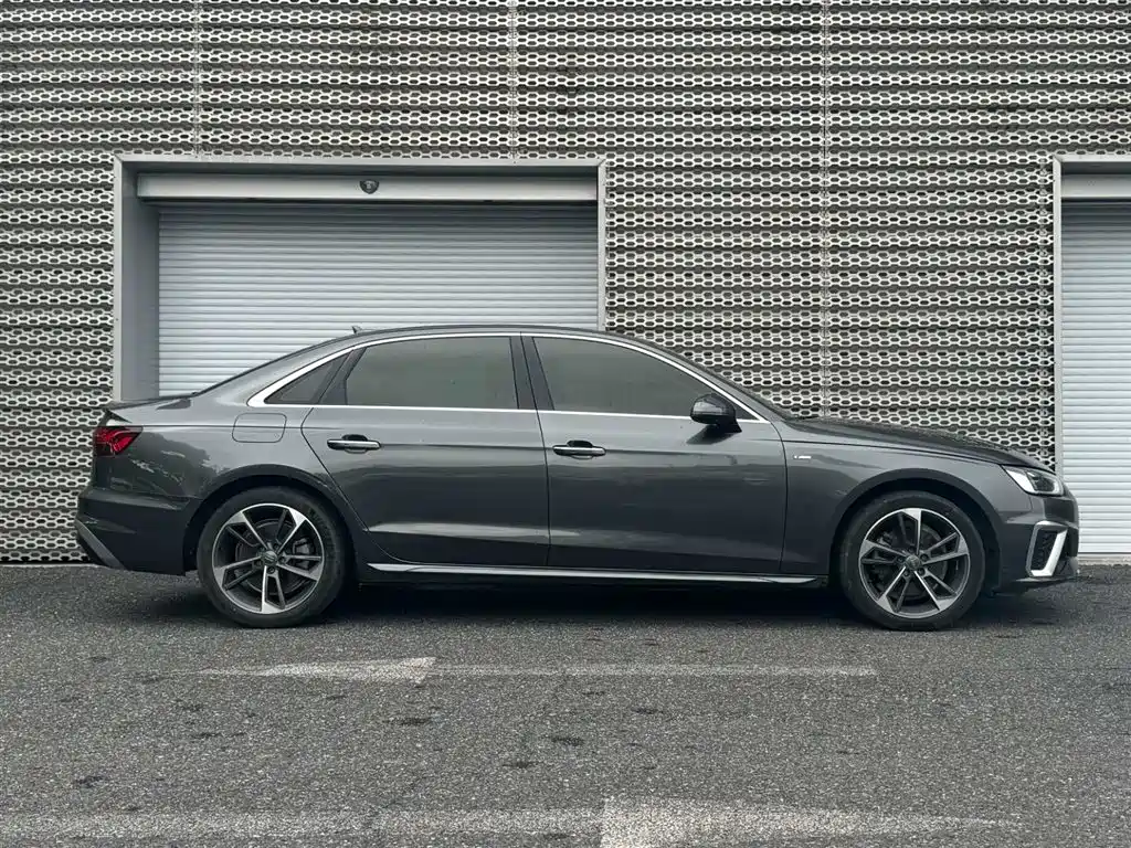 Audi A4L 2020 40 TFSI Fashion
