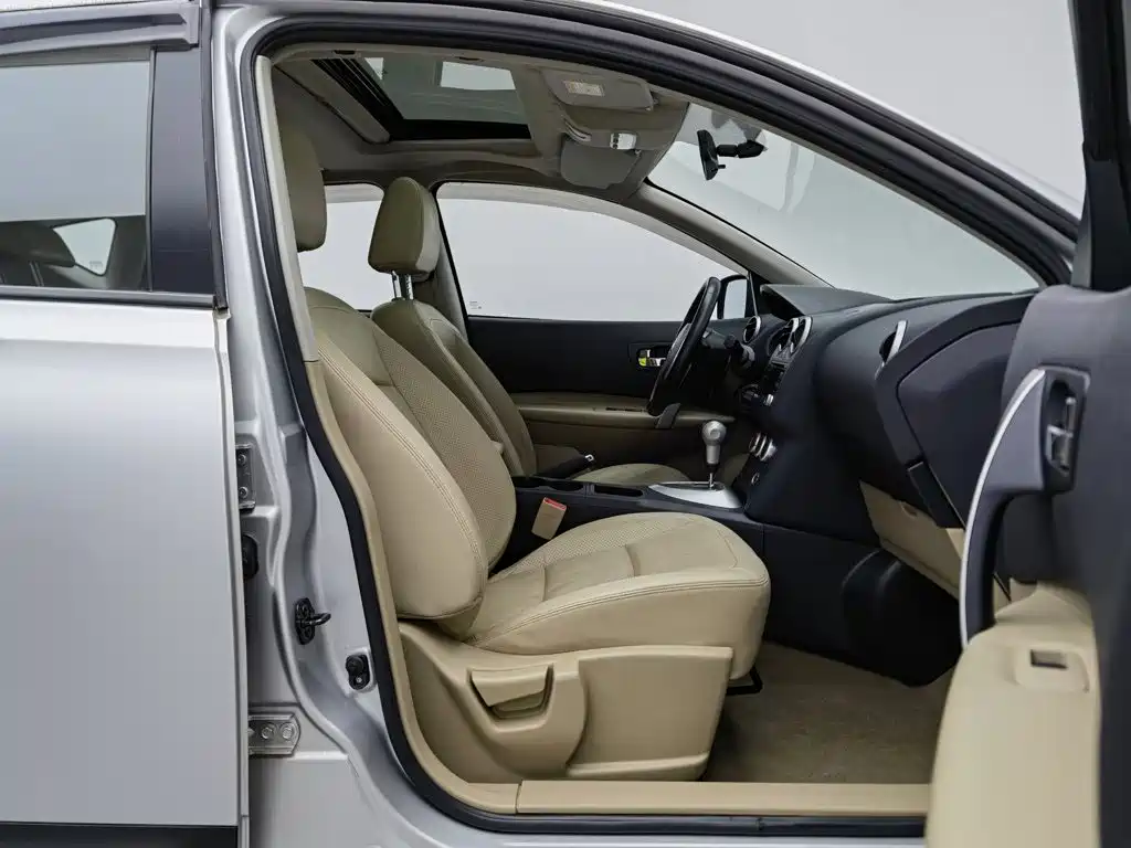 Nissan Qashqai — миниатюра 23