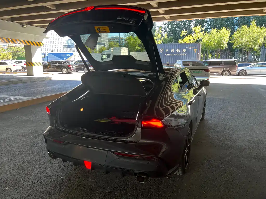 Changan UNI-V iDD — миниатюра 6