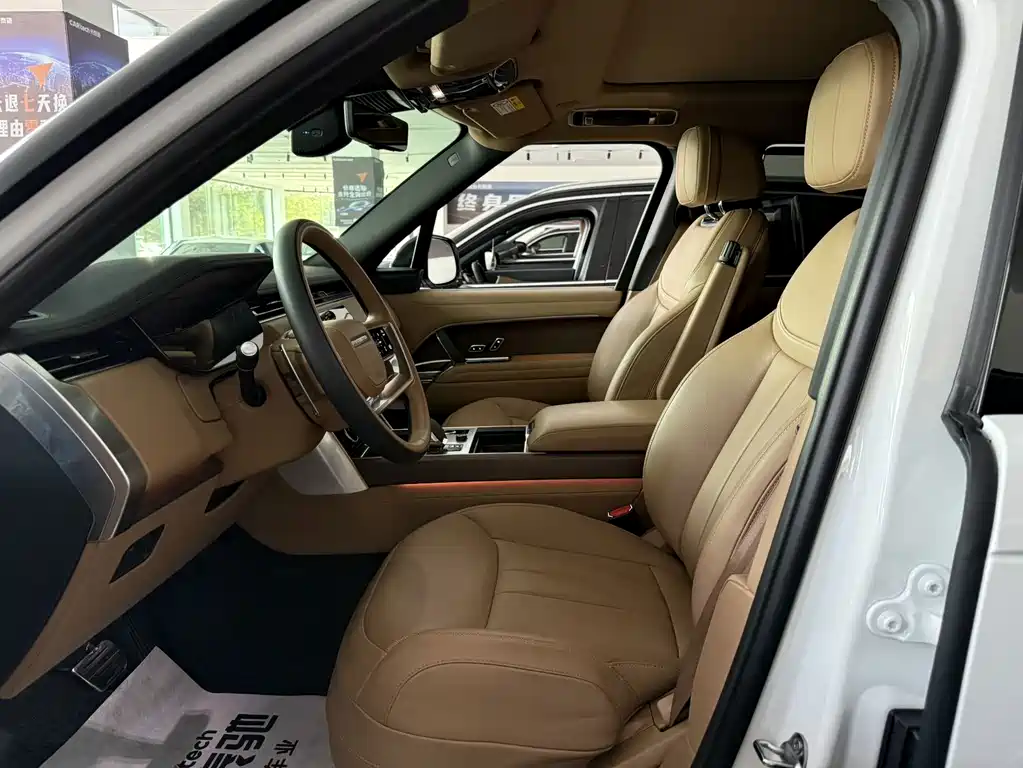 Land Rover Range Rover — миниатюра 6