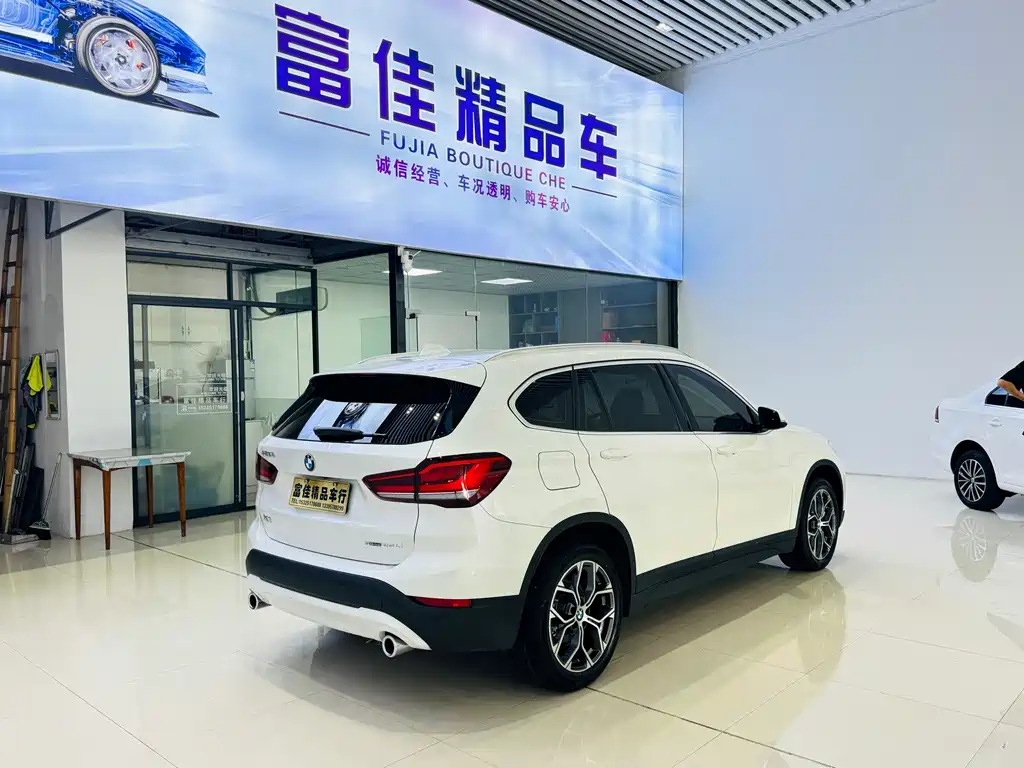 BMW X1 — миниатюра 5