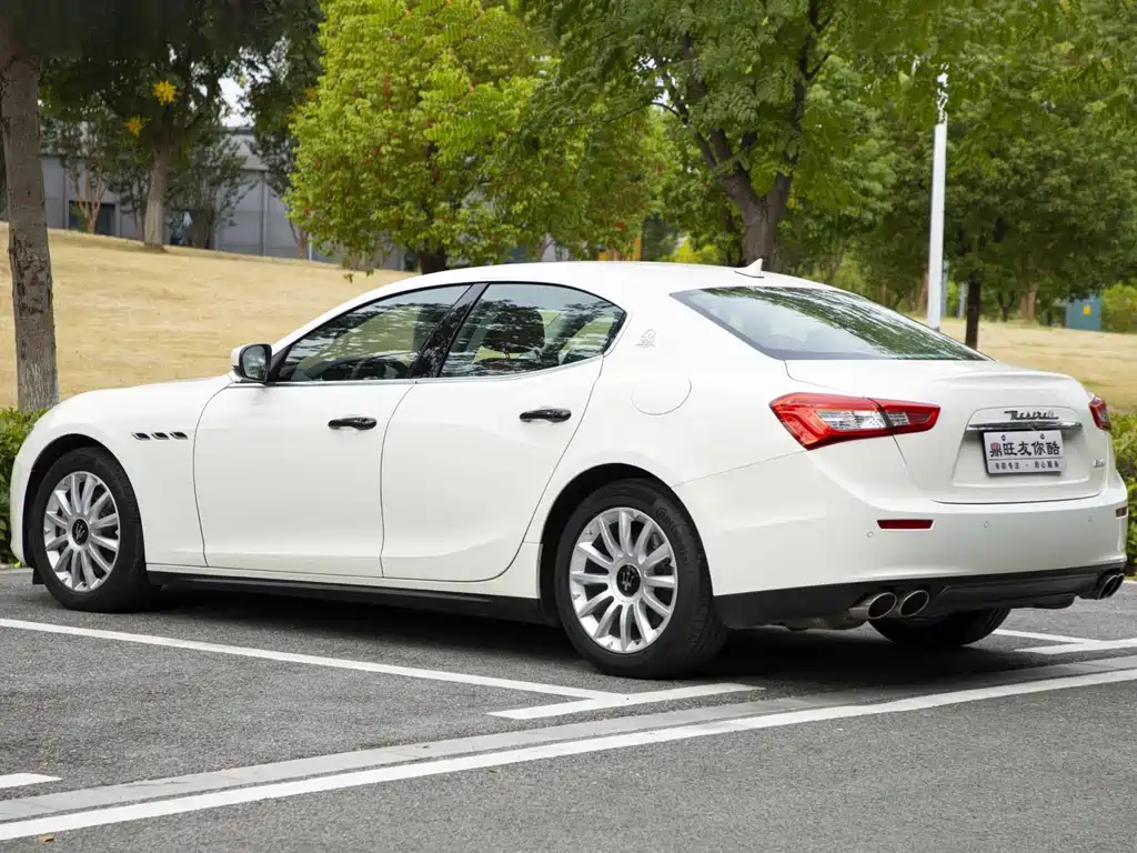 Maserati Ghibli — миниатюра 6