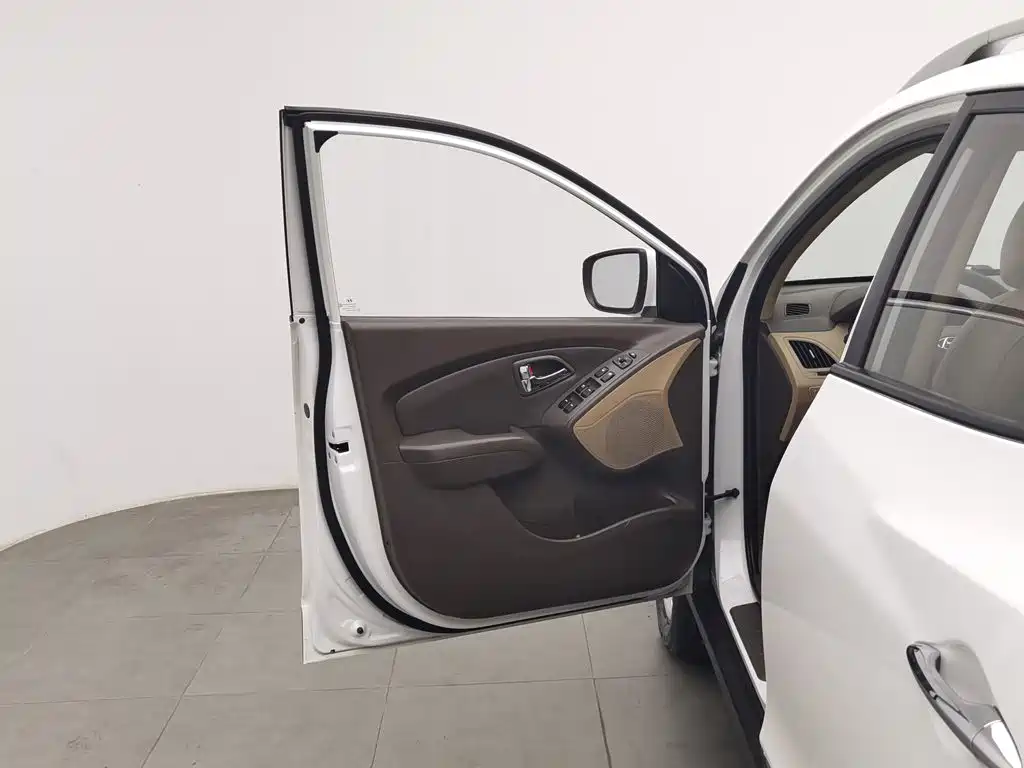 Hyundai ix35 — миниатюра 8