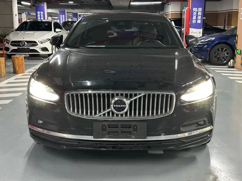 Volvo S90 — миниатюра 2