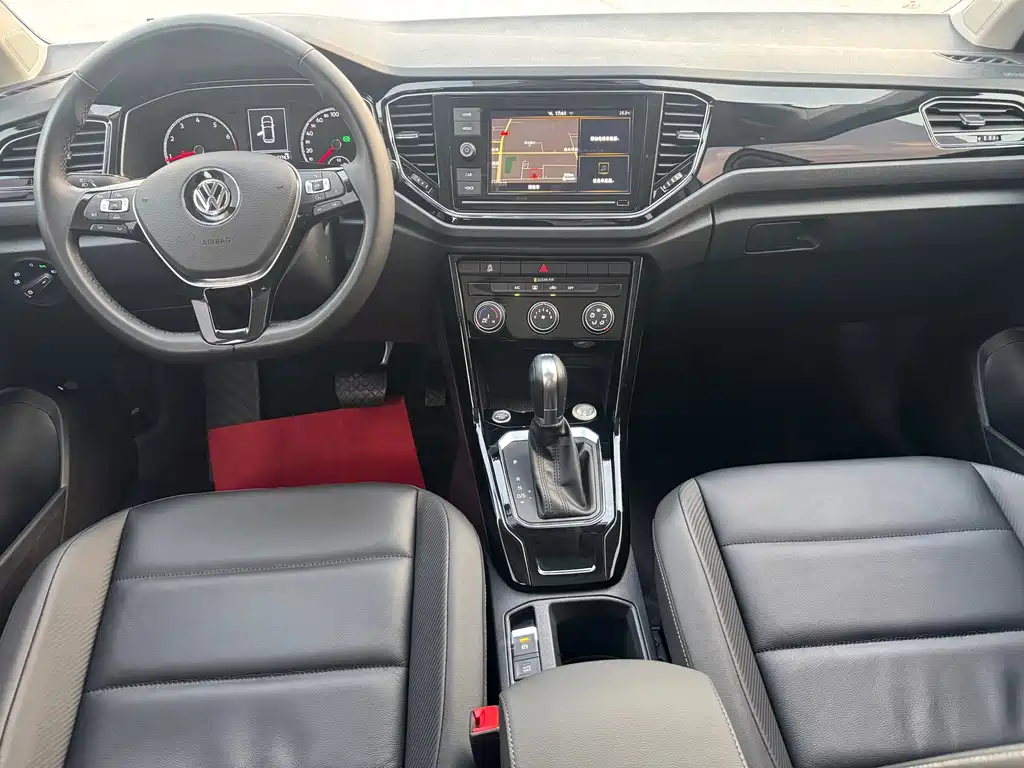 Volkswagen T-Roc — миниатюра 15