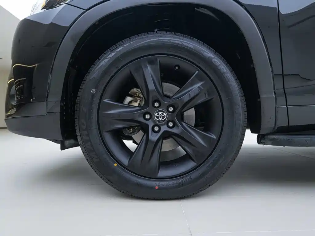 Toyota Highlander — миниатюра 11