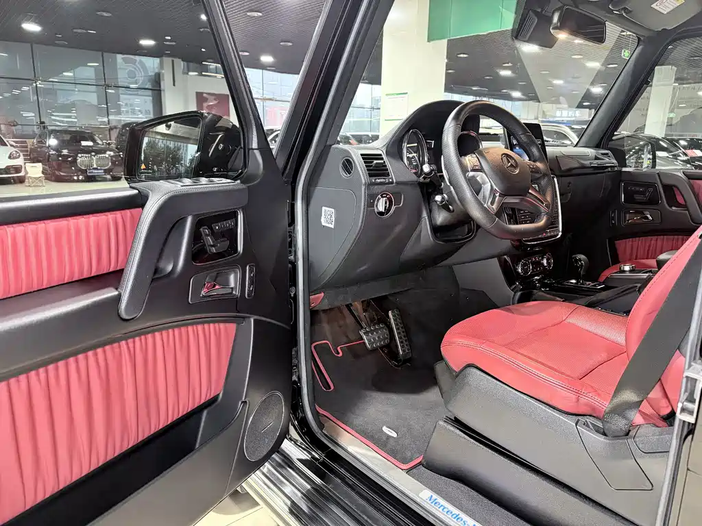 Mercedes-Benz G-Class — миниатюра 6