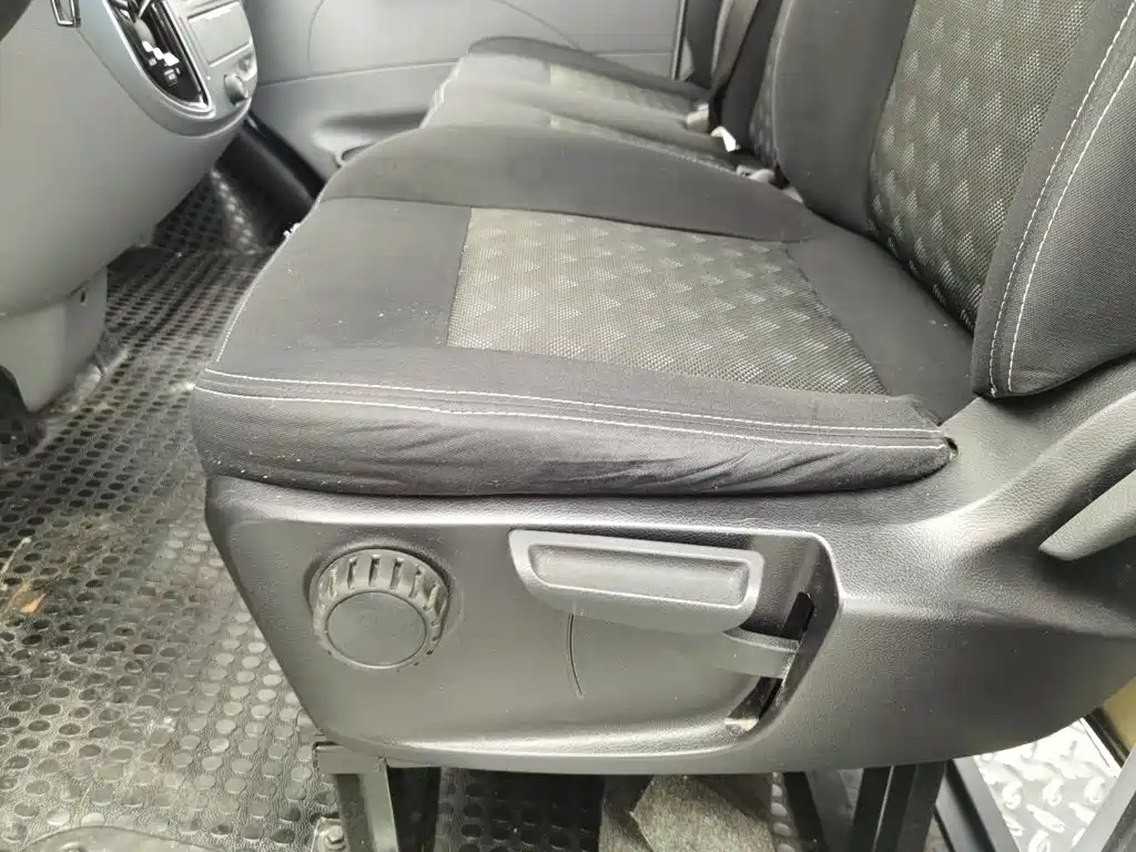 Maxus V80 — миниатюра 20
