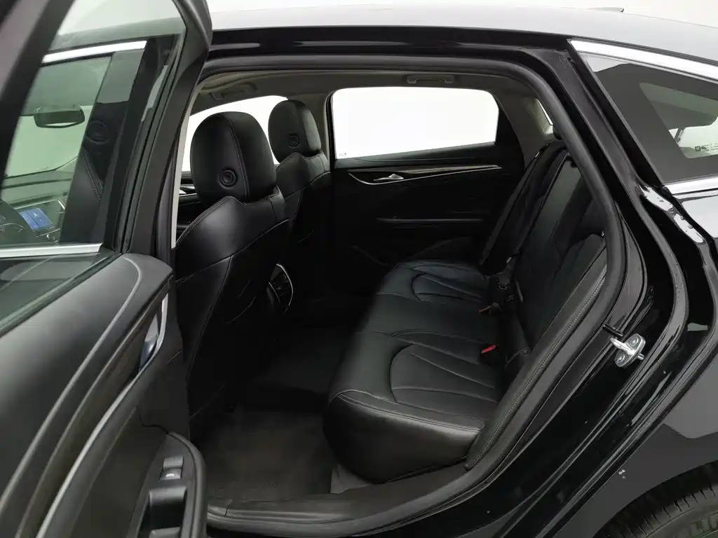 Buick LaCrosse — миниатюра 15