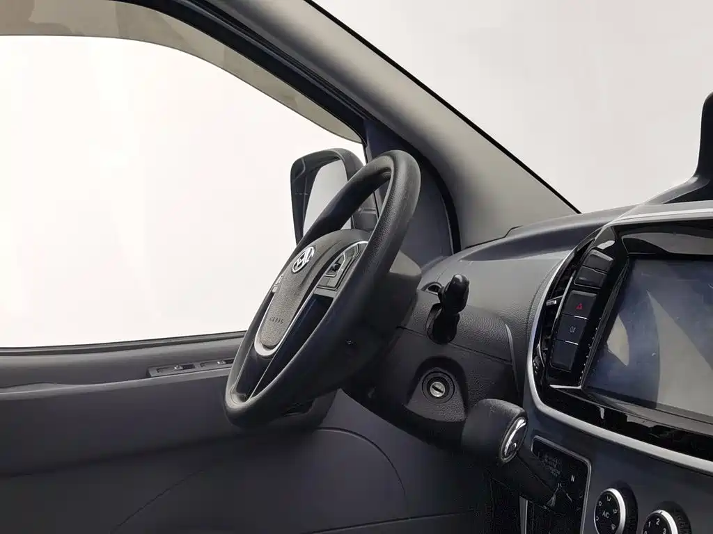 Maxus V80 — миниатюра 22