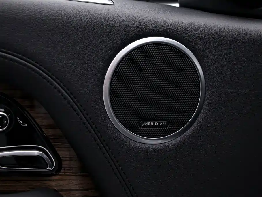 Land Rover Range Rover — миниатюра 14