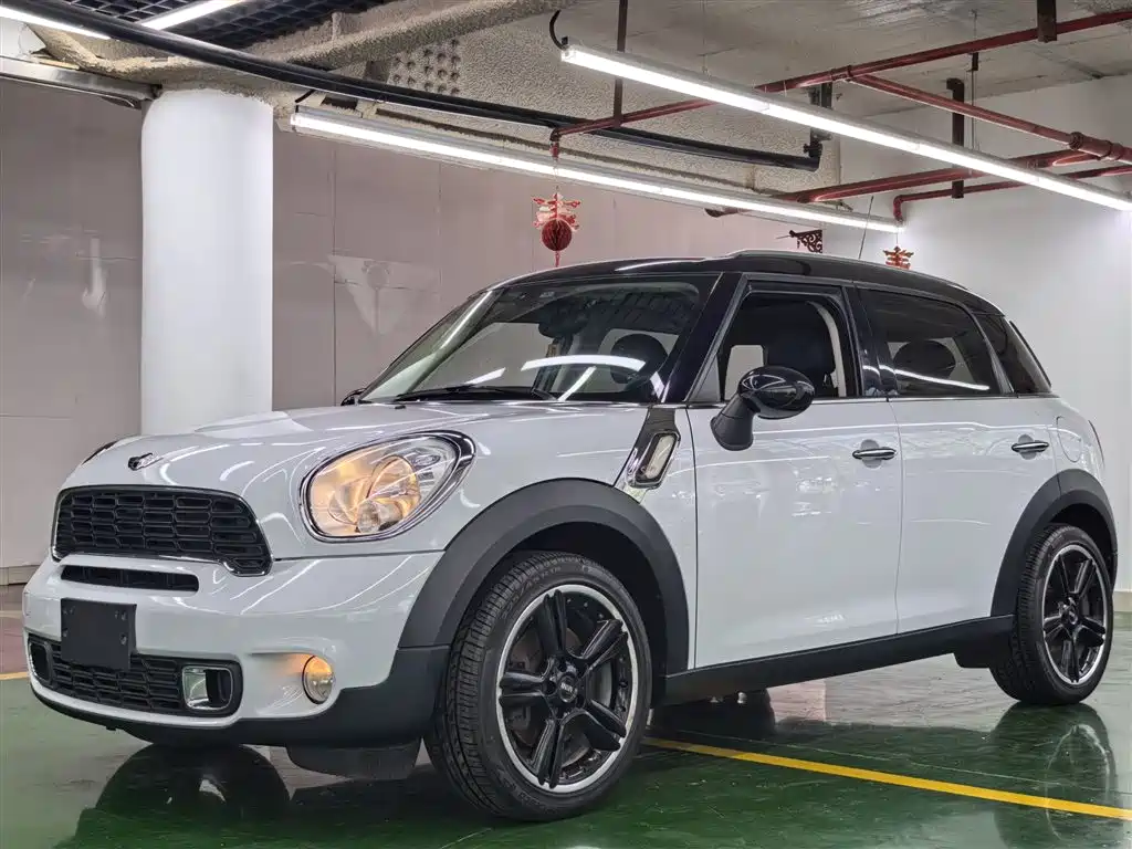 Mini Mini Countryman 2015