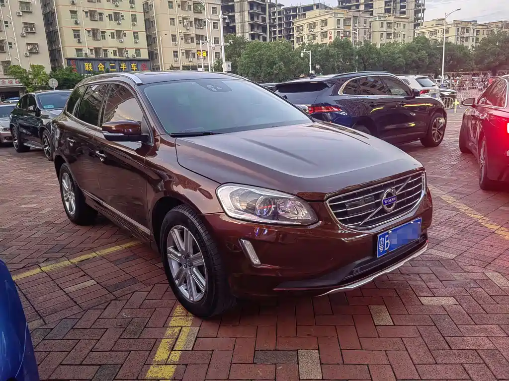 Volvo XC60 — миниатюра 2