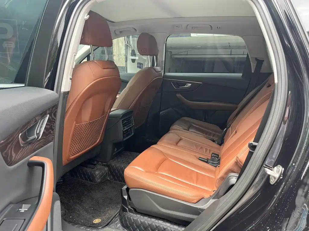 Audi Q7 2020 55 TFSI quattro S line Sport