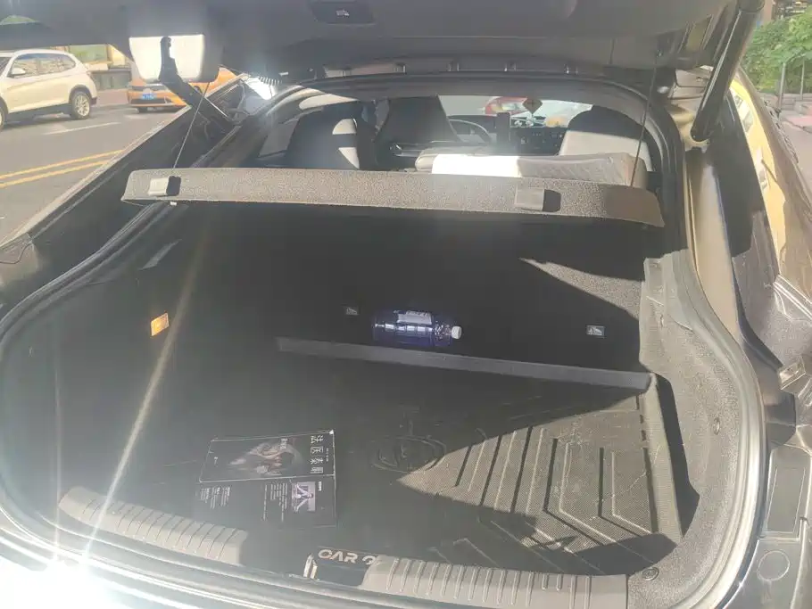 Changan UNI-V iDD — миниатюра 4
