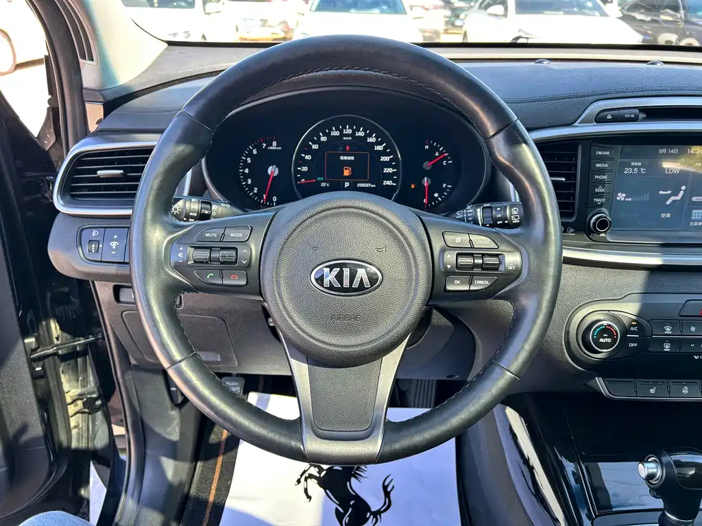 Kia Sorento — миниатюра 8