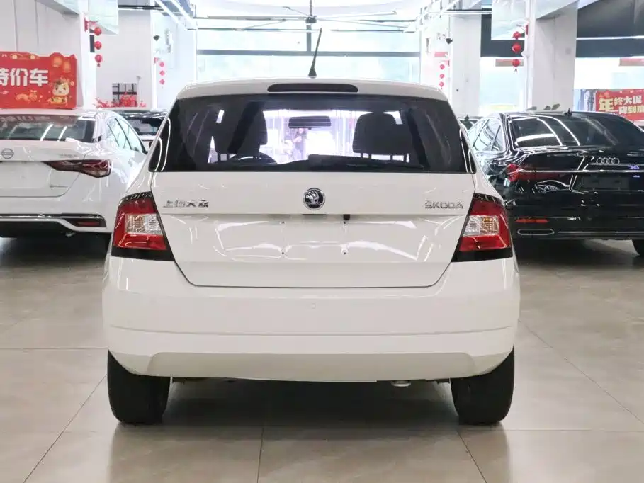 Skoda Fabia — миниатюра 4