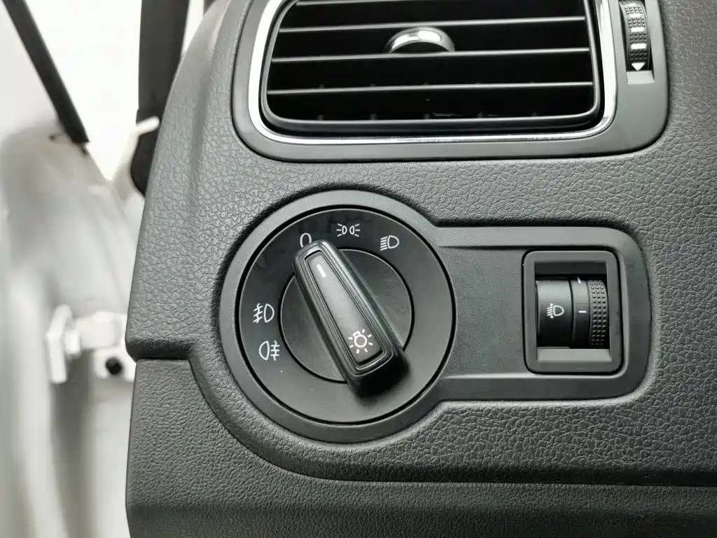 Volkswagen Polo — миниатюра 21