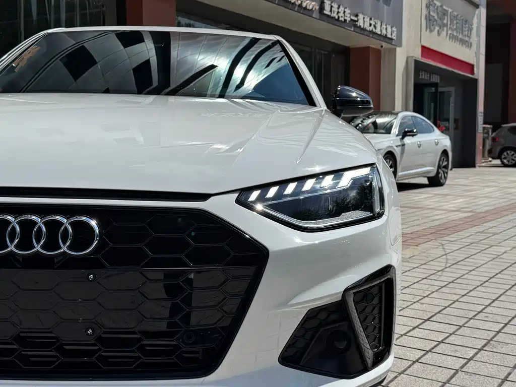 Audi A4L — миниатюра 4