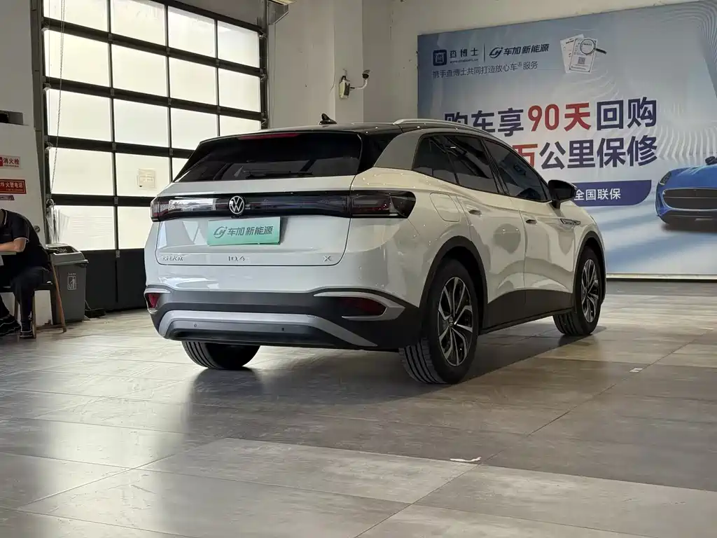 Volkswagen ID.4 X — миниатюра 7