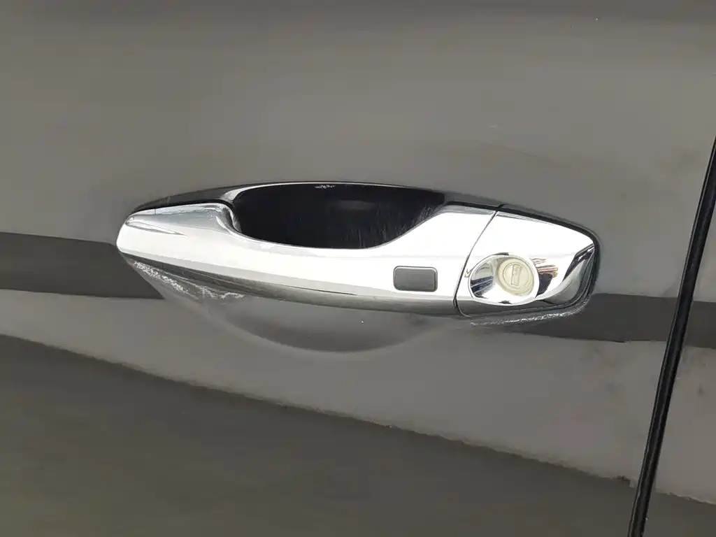 Hyundai Santa Fe — миниатюра 18
