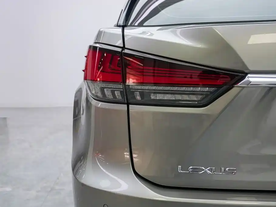 Lexus RX — миниатюра 19