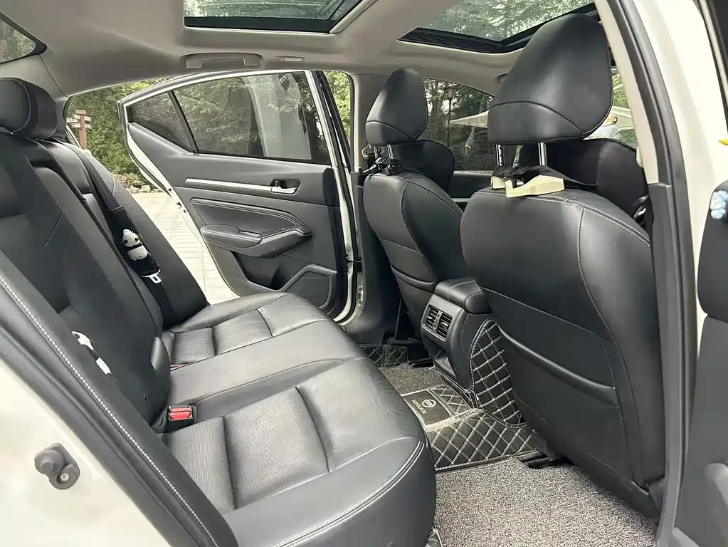 Nissan Teana — миниатюра 12