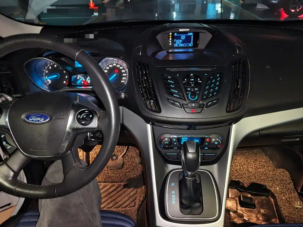 Ford Kuga — миниатюра 14