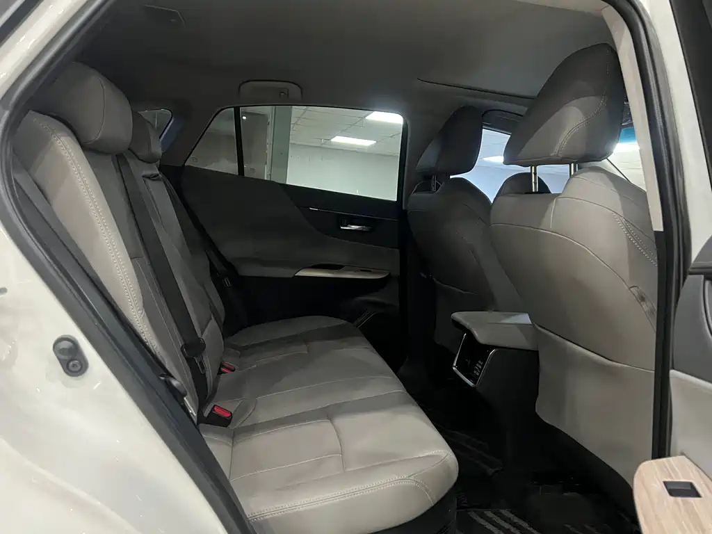 TOYOTA LING FANG HARRIER