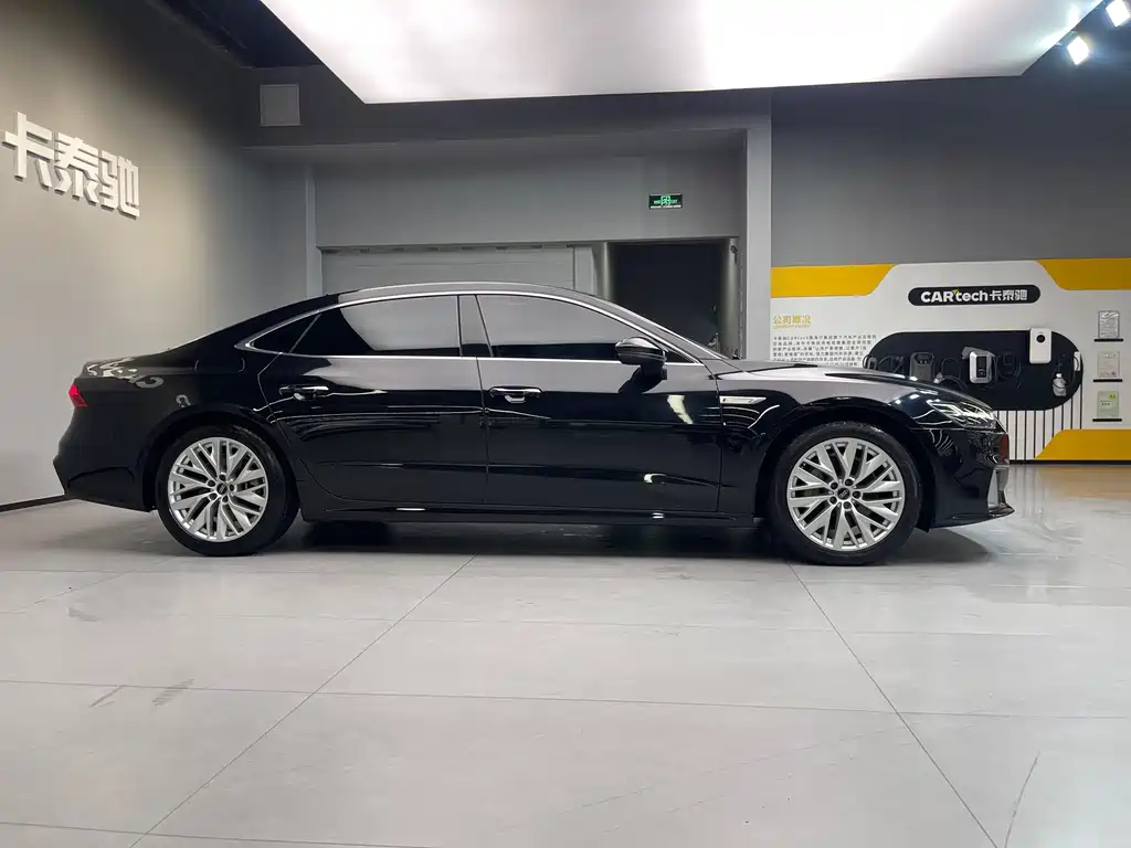 Audi A7L — миниатюра 14
