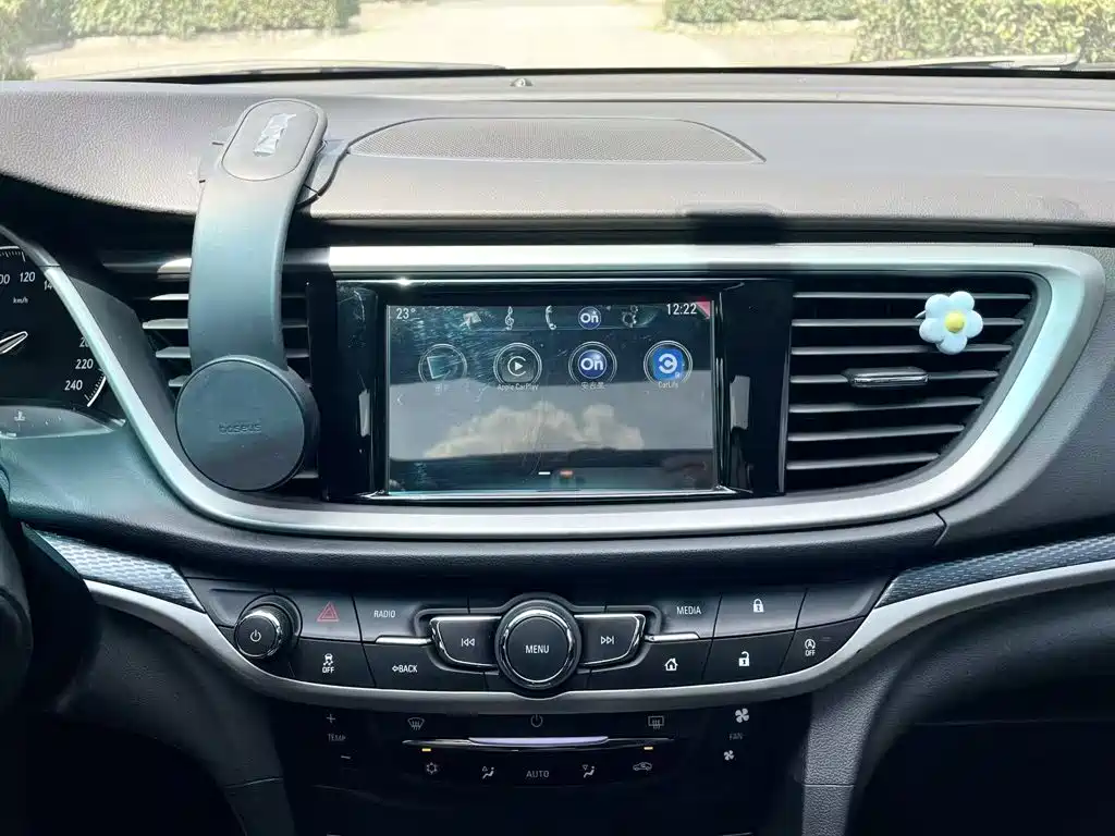 Buick Excelle — миниатюра 13