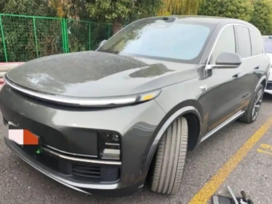 Li Auto Li L8 2025