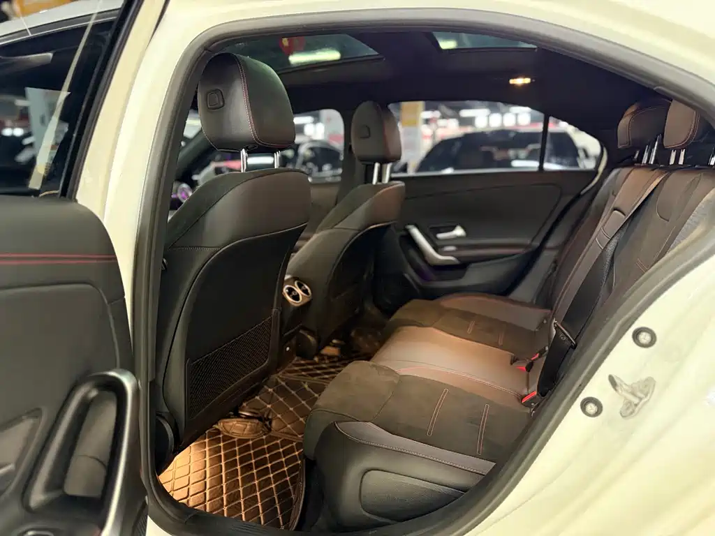 MERCEDES-BENZ A CLASS